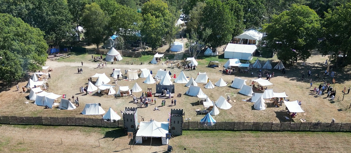 Large living history encampment at EMF - King's Grove